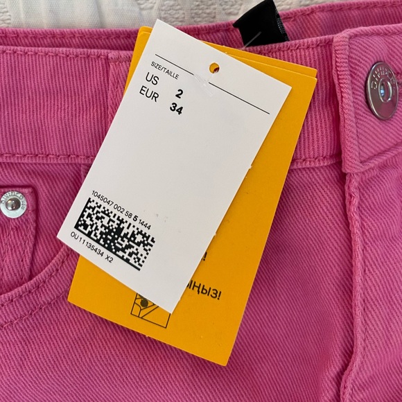 H&M mini skirt - Picture 2 of 2